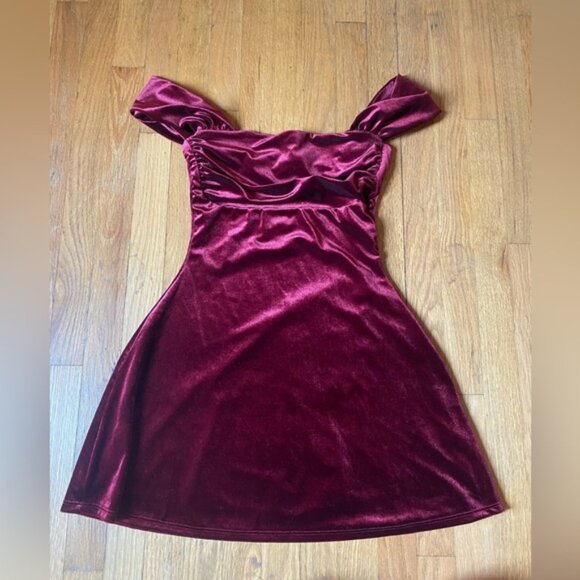 Windsor Velvet Mini Dress - Picture 1 of 2